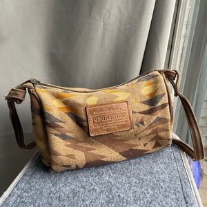 Pendleton Crossbody Shoulderbag Small
